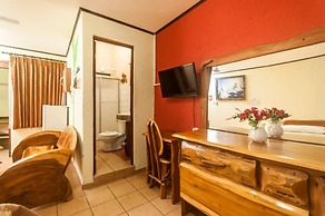 Cadillac Rock Hotel - Adults Only