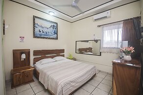 Cadillac Rock Hotel - Adults Only