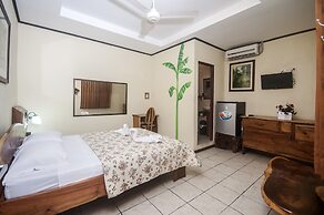 Cadillac Rock Hotel - Adults Only