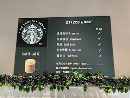 Holiday Inn Express Kaohsiung Love River by IHG