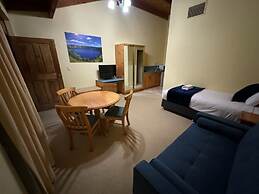 Coonawarra Place Motor Inn