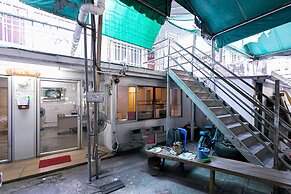 Freesia Saladaeng Silom Apartments