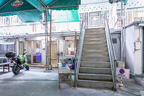 Freesia Saladaeng Silom Apartments