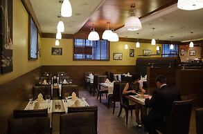 RiverSide - restaurant, hotel, beach