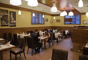 RiverSide - restaurant, hotel, beach