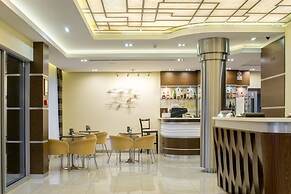 RiverSide - restaurant, hotel, beach