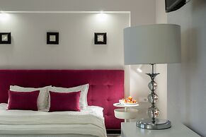 RiverSide - restaurant, hotel, beach