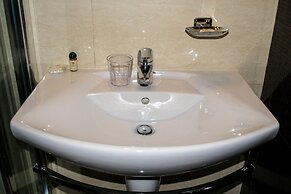 RiverSide - restaurant, hotel, beach