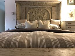 Frederick William House