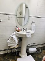 Frederick William House