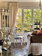 Frederick William House