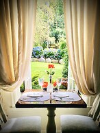 Frederick William House