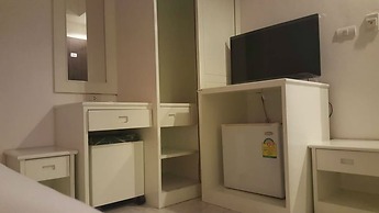 Rayaan Oriental Guest House & Restaurant