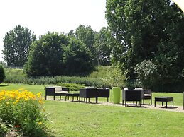 Brit Hotel Rouen Sud / Val De Reuil