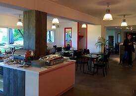 Brit Hotel Rouen Sud / Val De Reuil