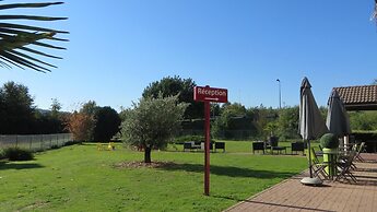 Brit Hotel Rouen Sud / Val De Reuil
