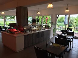 Brit Hotel Rouen Sud / Val De Reuil