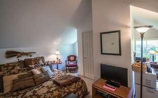 Stone Haus Bed & Breakfast