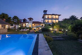 Elegant Hotel