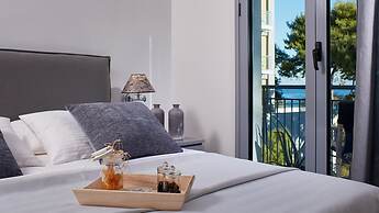 The Gardens Gallery Hotel