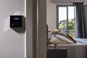 The Gardens Gallery Hotel