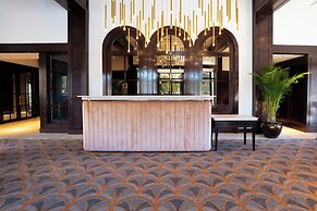 Crossbasket Castle Hotel & Restaurant