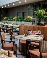 Crossbasket Castle Hotel & Restaurant