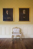 Crossbasket Castle Hotel & Restaurant