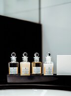 Crossbasket Castle Hotel & Restaurant