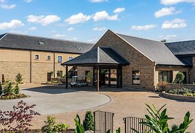 Crossbasket Castle Hotel & Restaurant