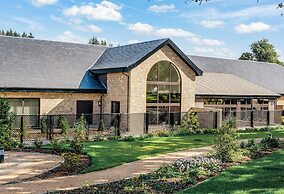 Crossbasket Castle Hotel & Restaurant