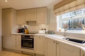 Crossbasket Castle Hotel & Restaurant