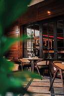 Crossbasket Castle Hotel & Restaurant