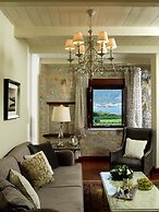 Porto Vitilo Boutique Hotel
