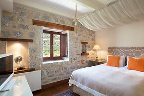 Porto Vitilo Boutique Hotel