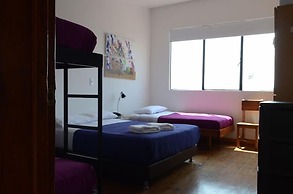Hostal De La 57 - Hostel