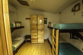 Hostal De La 57 - Hostel