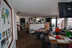 Hostal De La 57 - Hostel