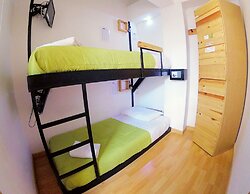 Hostal De La 57 - Hostel