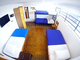 Hostal De La 57 - Hostel