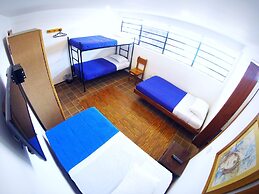 Hostal De La 57 - Hostel