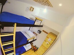 Hostal De La 57 - Hostel