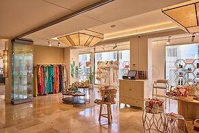 Universal Grand León & Spa