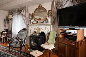 E J Bowman House Bed & Breakfast