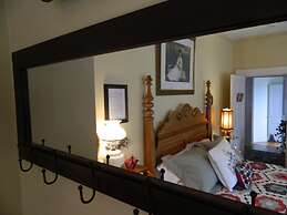 E J Bowman House Bed & Breakfast