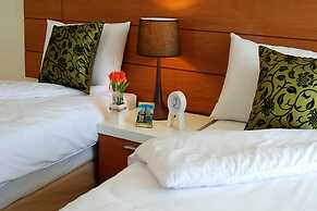 Baan Ton Mai Apartment