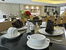 Grand Parama Hotel