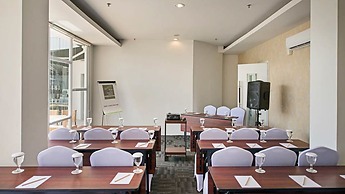 Whiz Prime Hotel Hasanuddin Makassar