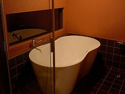 Theatre and Library Residence -Kyoto Imagumano-