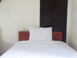 Yellow House Homestay